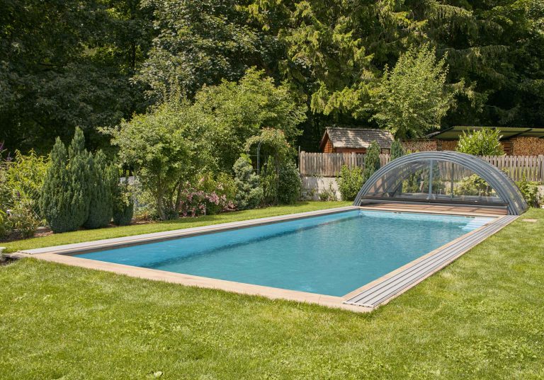 Poolüberdachung Klassik, hohe Rundform, Ansicht offen