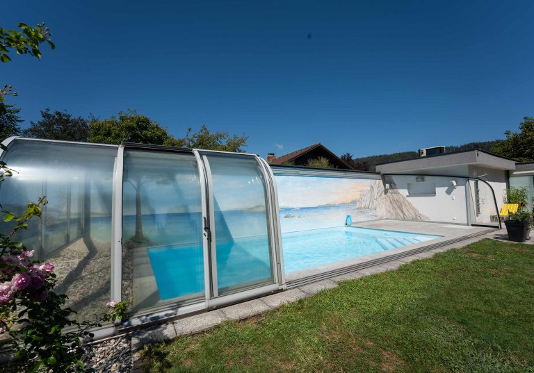 Poolüberdachung Sonderlösung mit Wandanschluss